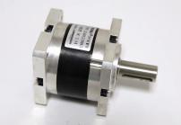 行星減速機(jī)廠(chǎng)家介紹行星減速機(jī)主軸回轉(zhuǎn)精度的主要誤差源